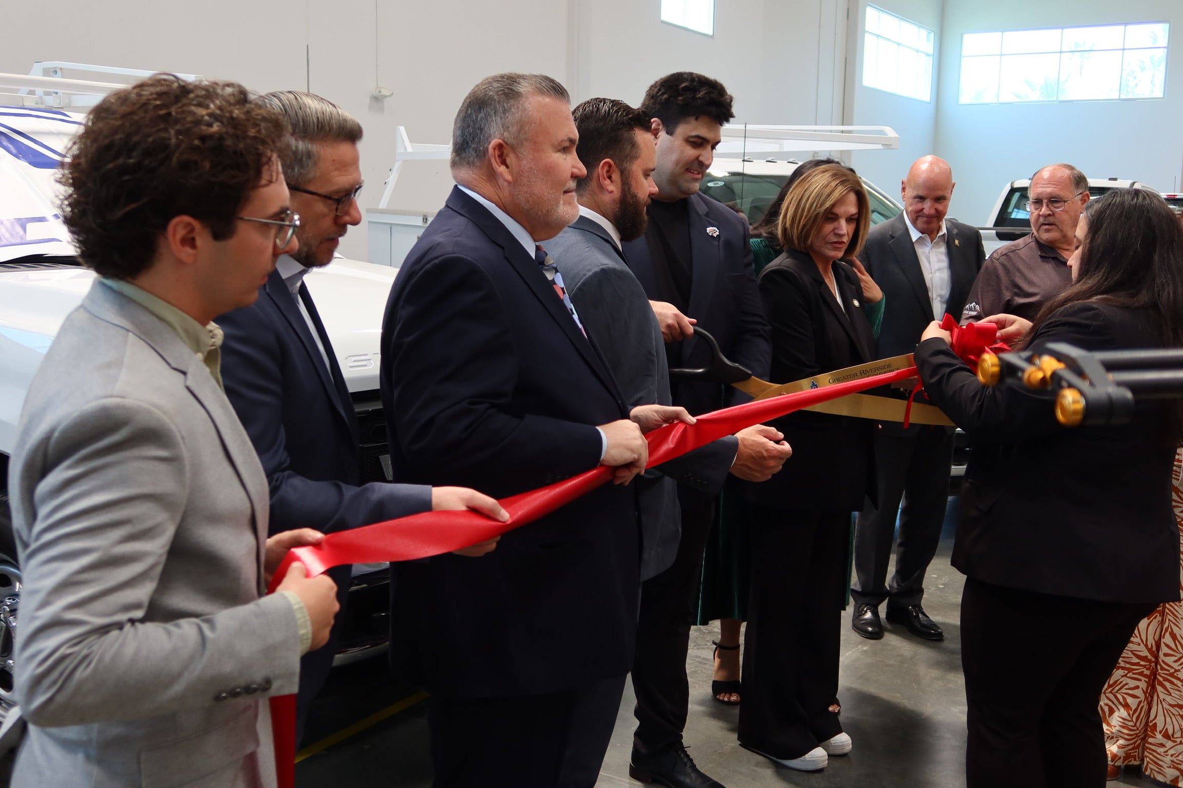 George Gebhart and Riverside Mayor Patricia Lock Dawson join partners at Voltu’s Riverside ribbon-cutting ceremony