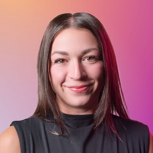 Portrait of Gina Perrelli, co-founder and CEO of Stay AI