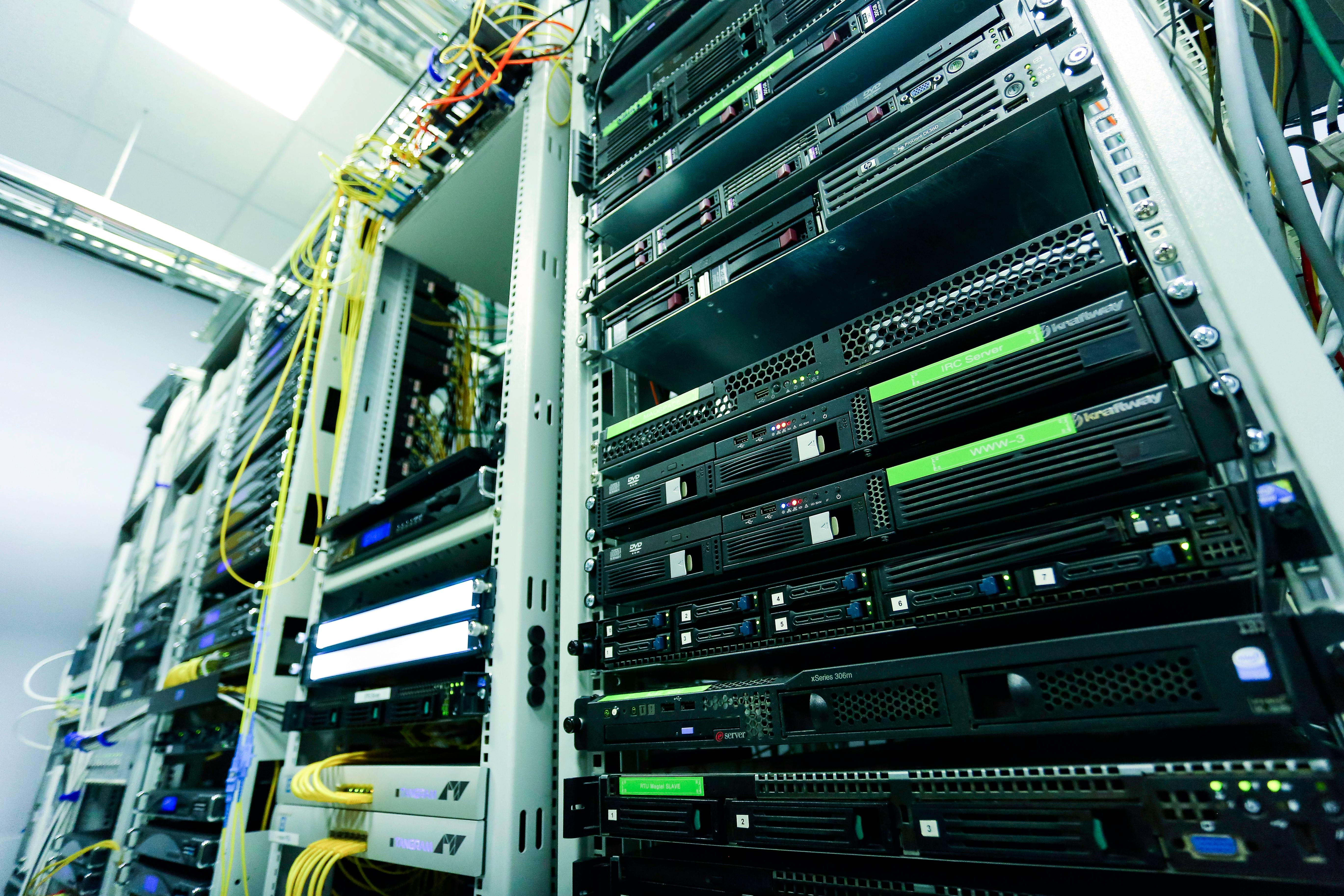 Renewable energy infrastructure powering edge compute