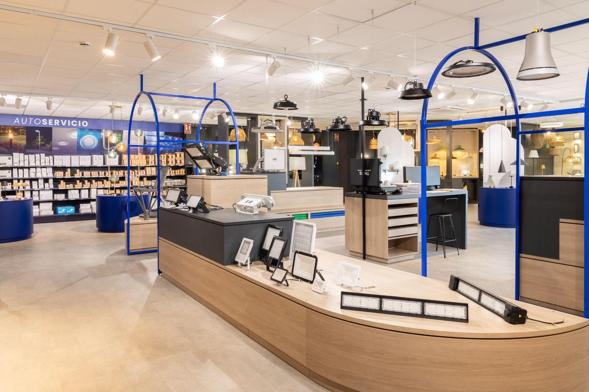 Inside efectoLED's professional store in Catarroja, with lighting displays and a self-service area