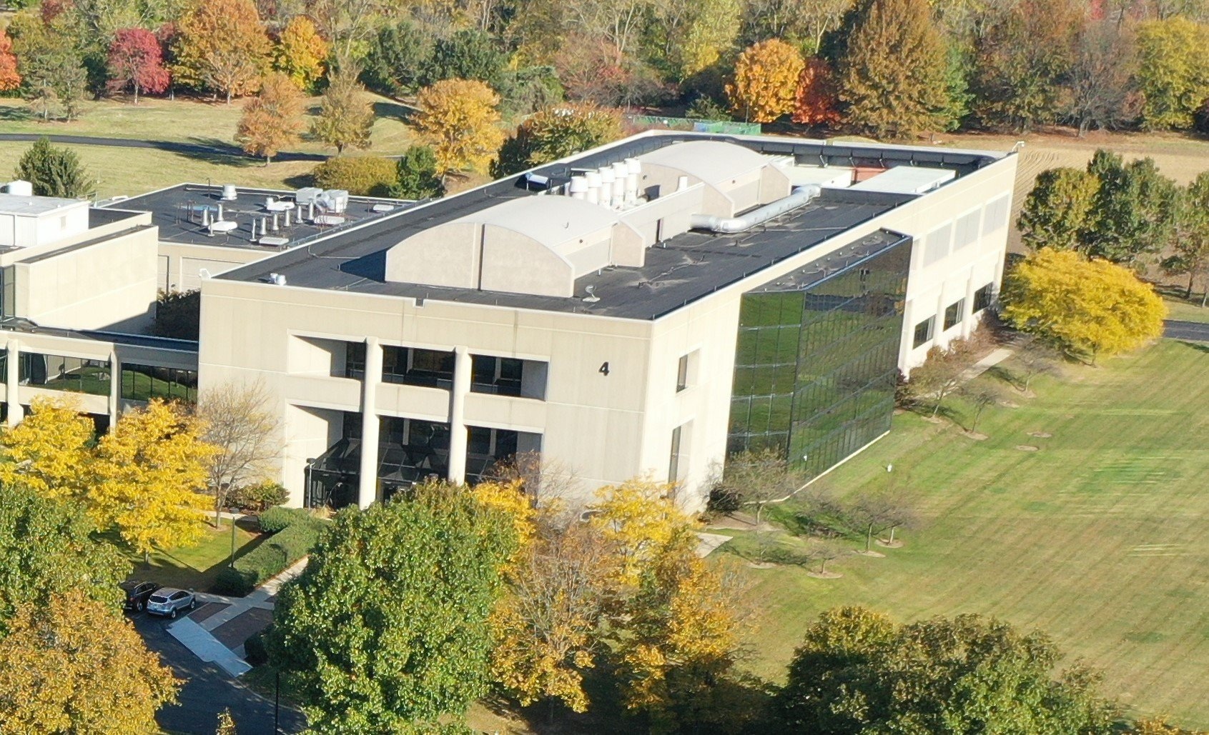 Aerial exterior view of Hexion’s planned consolidated research building in Dublin, Ohio