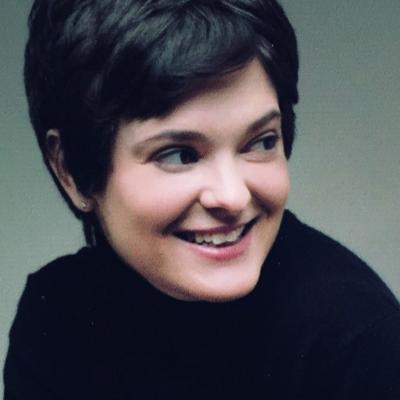 Portrait of Stacey Haefele, HNW’s former president and CEO