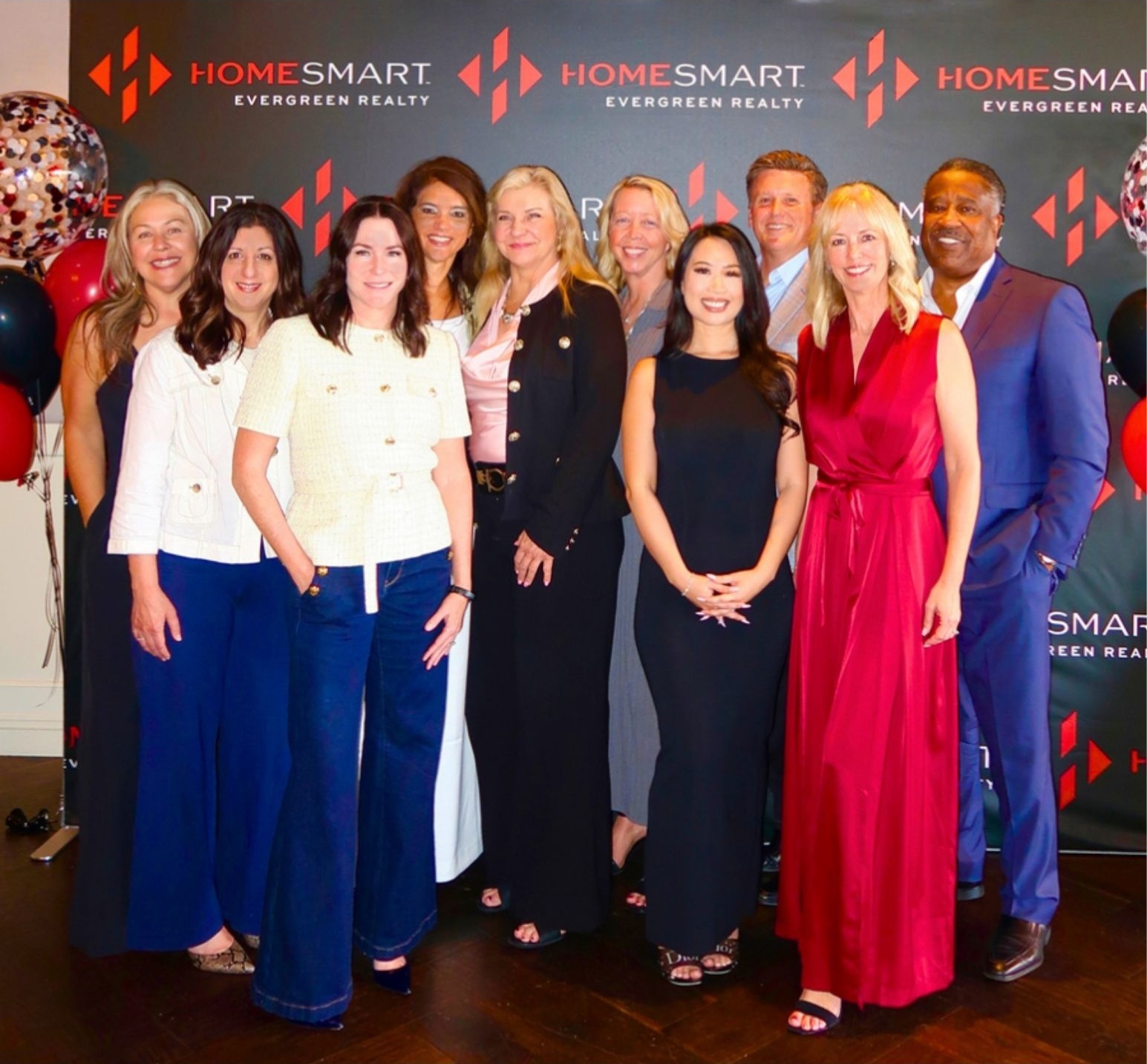 HomeSmart Evergreen Realty leadership team posing together