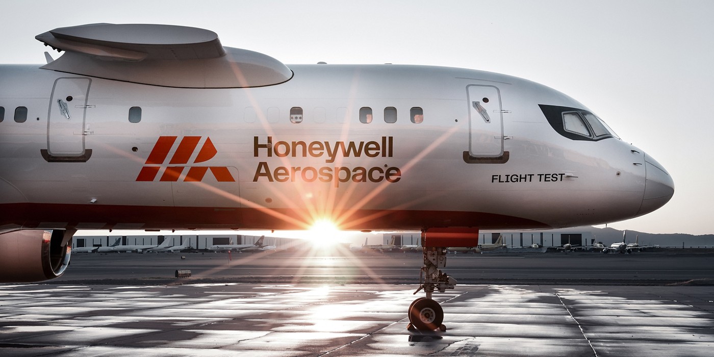 Honeywell’s Boeing 757 flight-test aircraft viewed from the side