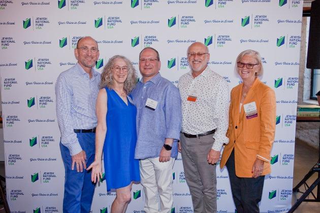 JNF-USA Illinois Major Gifts Committee, with Ilene Adler second from left