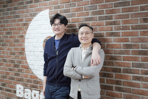 Ilhwan Yoon and fellow Bagelcode co-founder Junyoung Kim during their 2021 interview