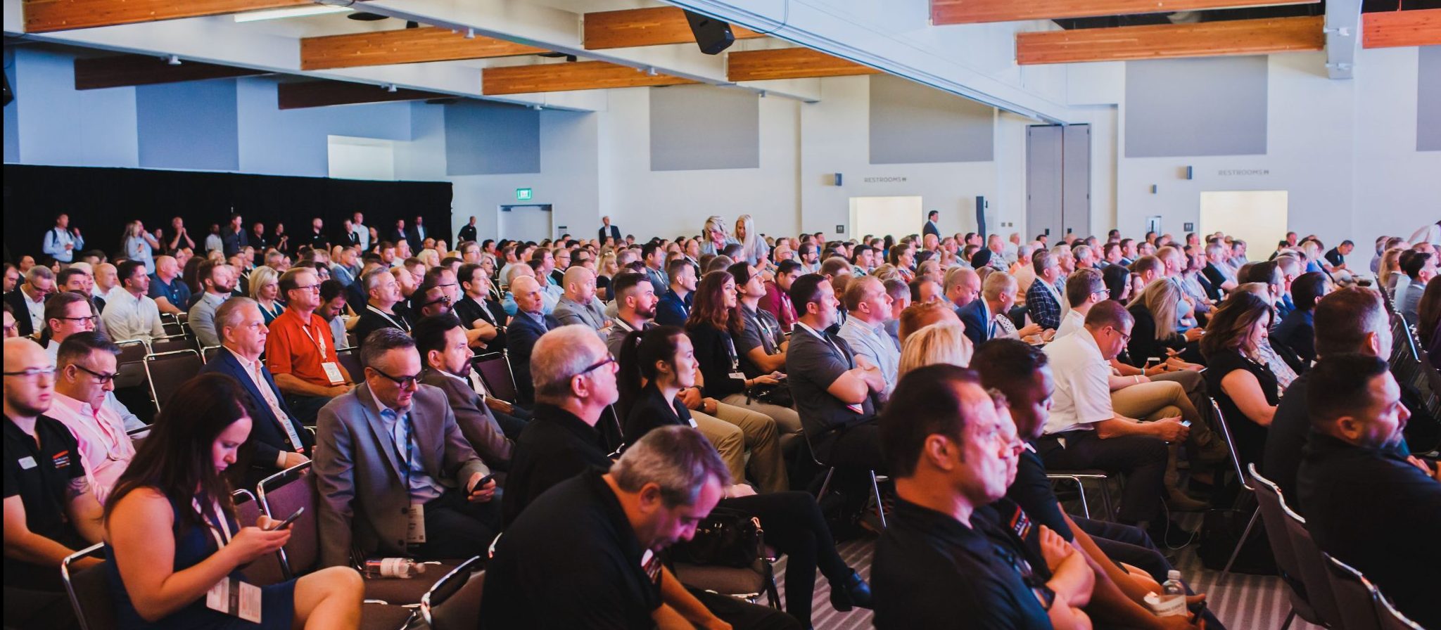 Audience seated together at an Intelisys event