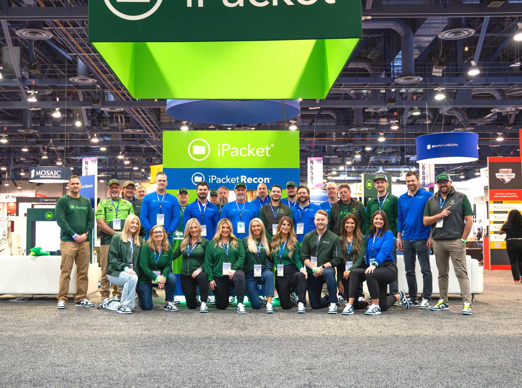 Members of the iPacket team together