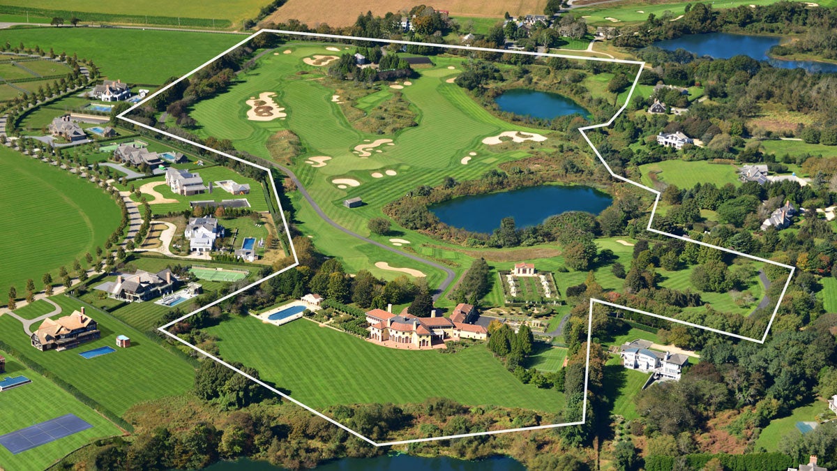 Aerial view of the compact golf course at Three Ponds Farm