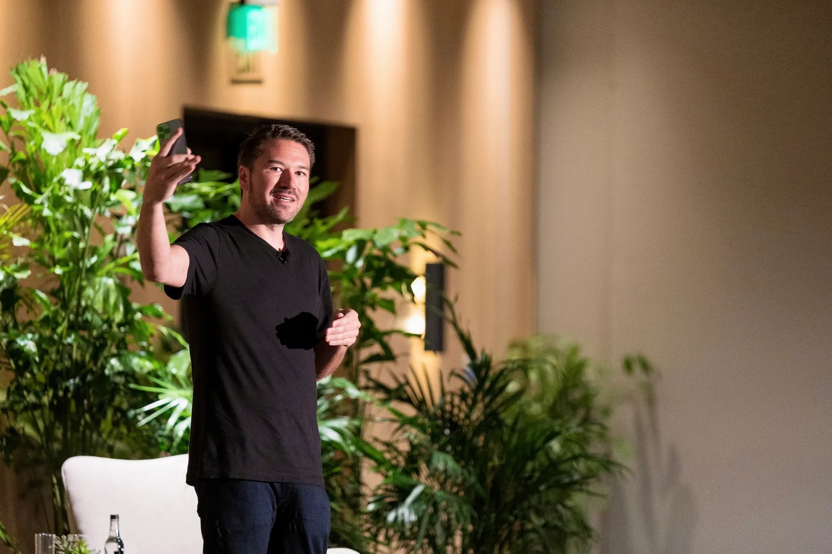 Jack Abraham speaking at Atomic’s 2022 Future Founder Summit