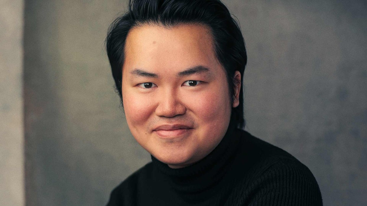 James Lo