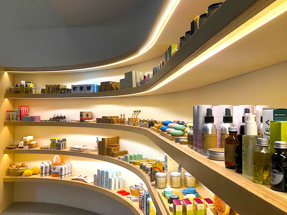 Package Free store in New York, with shelves of household products and a central display