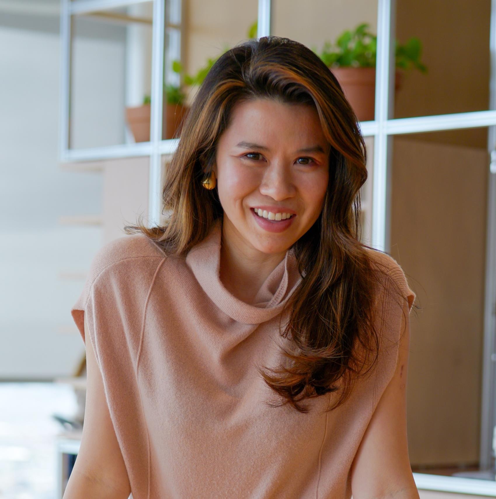 Jenny Shao Left a White Coat for a Memory Machine