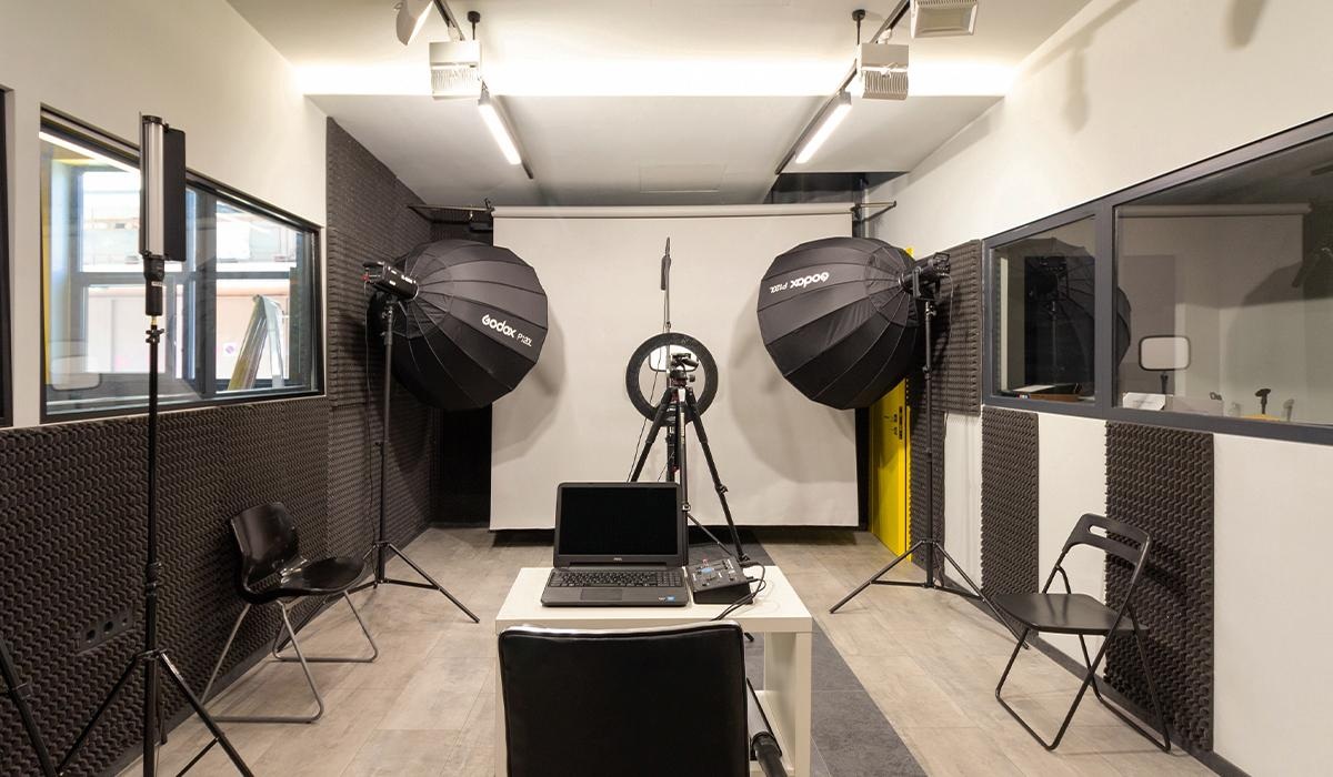 Lighting, cameras and backgrounds inside JOIST’s YouTube Room