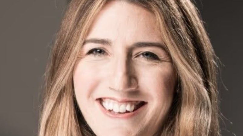 Julia Stiglitz