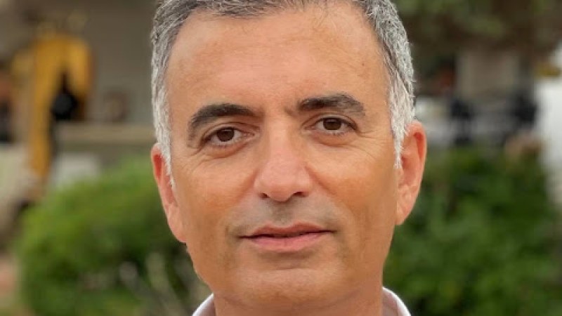 Kam Eshghi