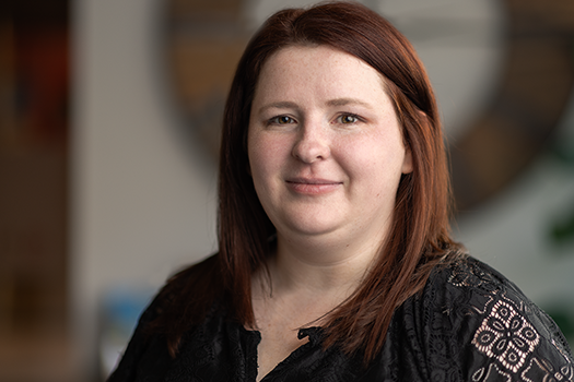 Kathryn Pierce Makes Complicated Business Advice Easier to Hear