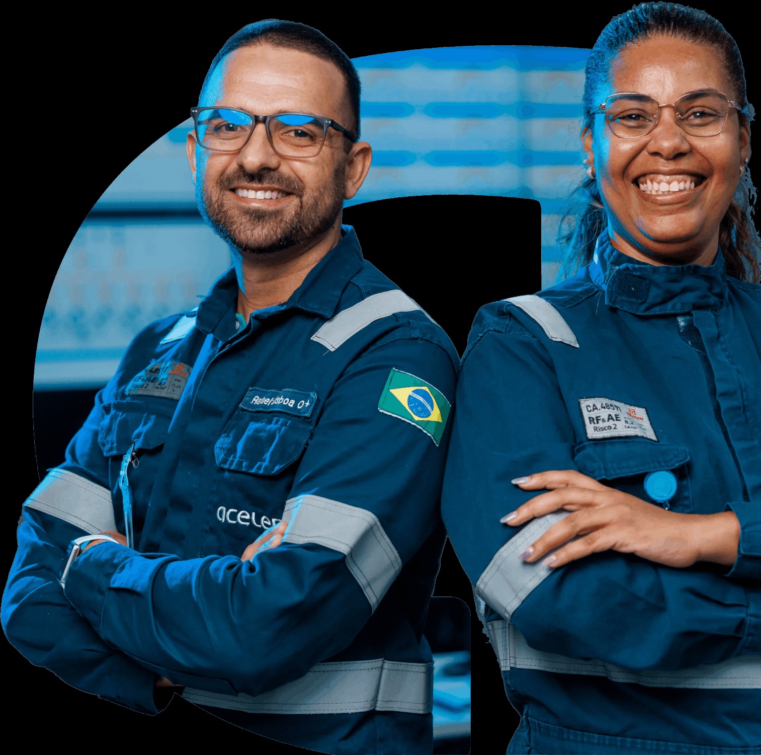 Two Acelen employees in workwear, shown in the customer’s sustainability-report artwork