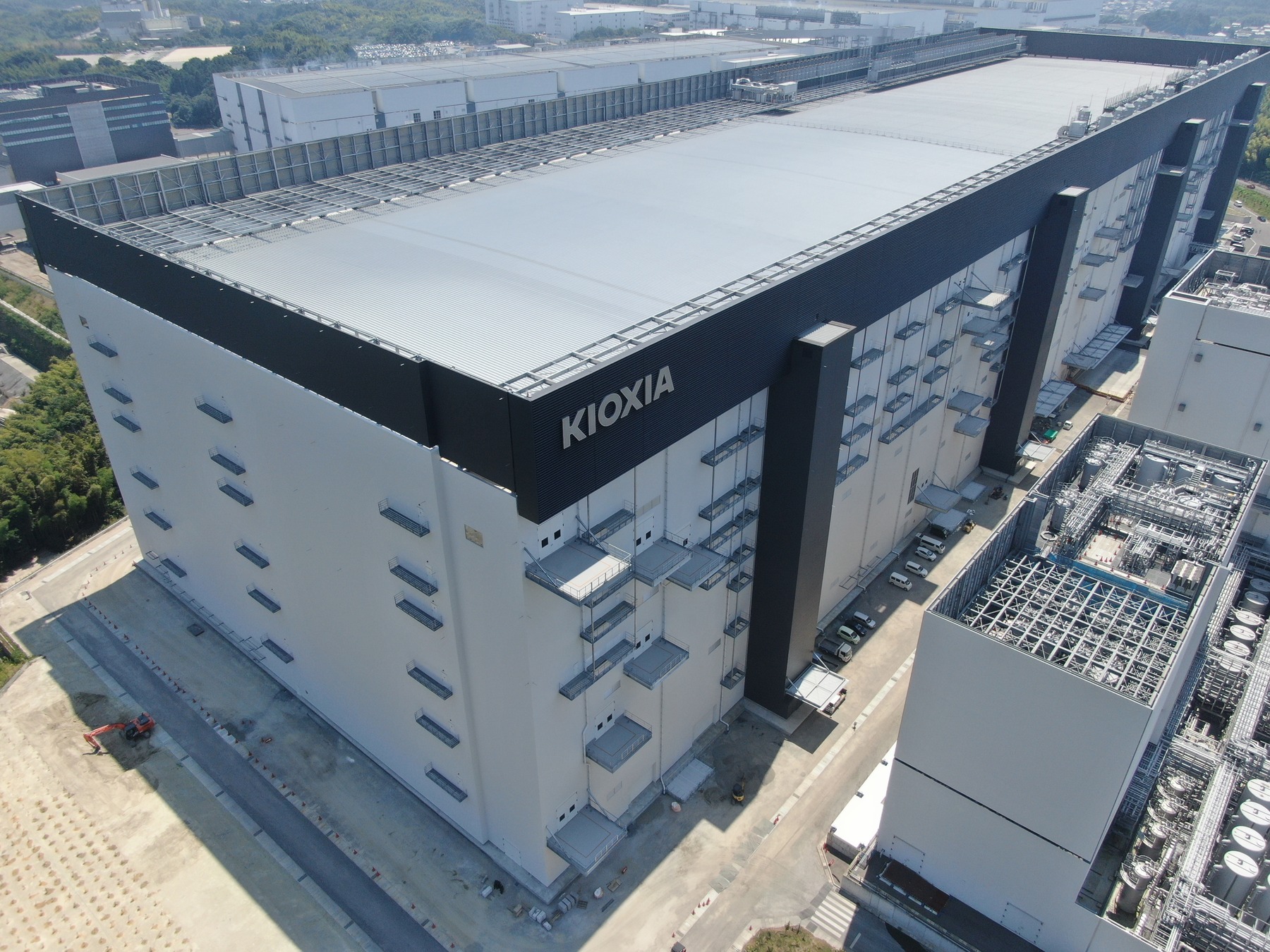Aerial view of Kioxia’s Yokkaichi flash manufacturing facility in Japan