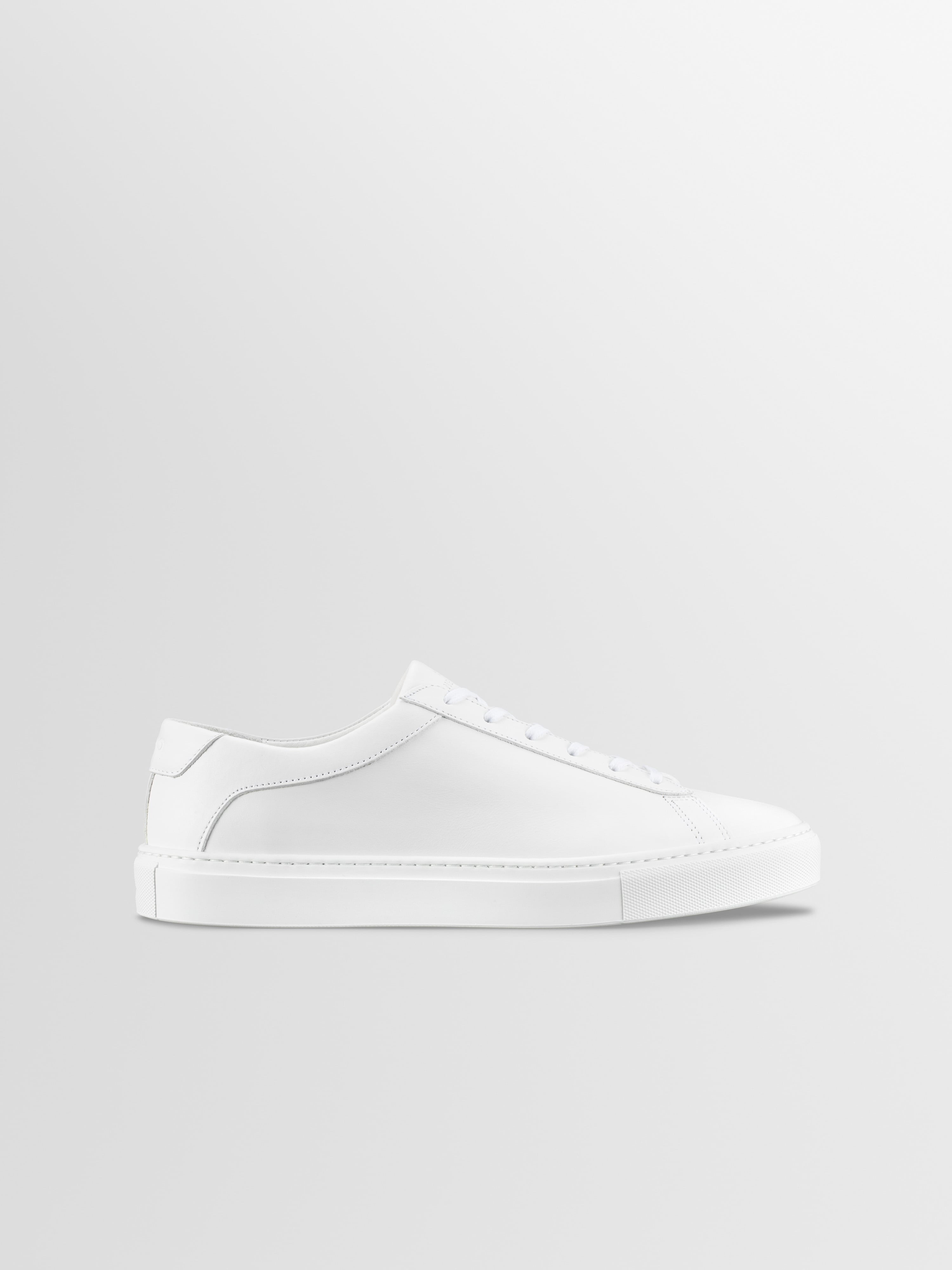 Koio Capri low-top sneaker in Triple White