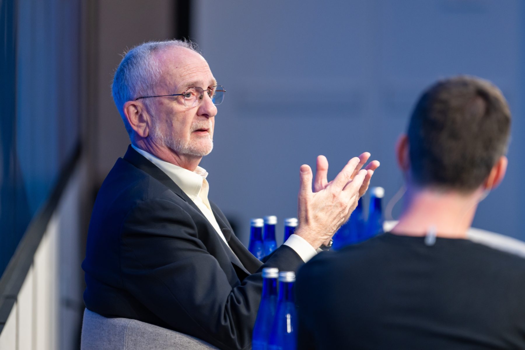 Larry Kaplan speaking at the DPP Media Supply Festival in 2025