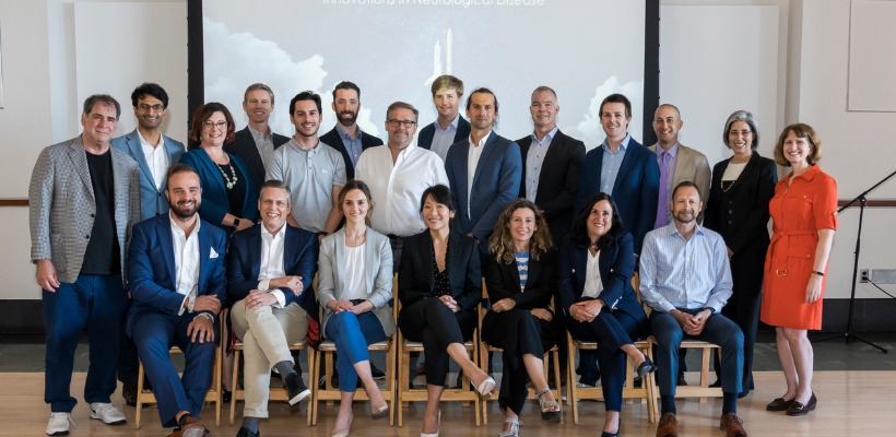 The PharmStars Spring 2022 accelerator cohort posing together after the program