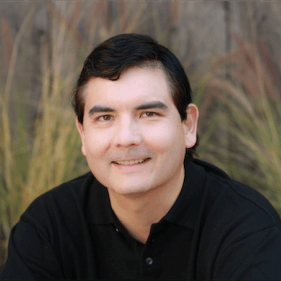 Portrait of Leadtail co-founder and CEO Carter Hostelley