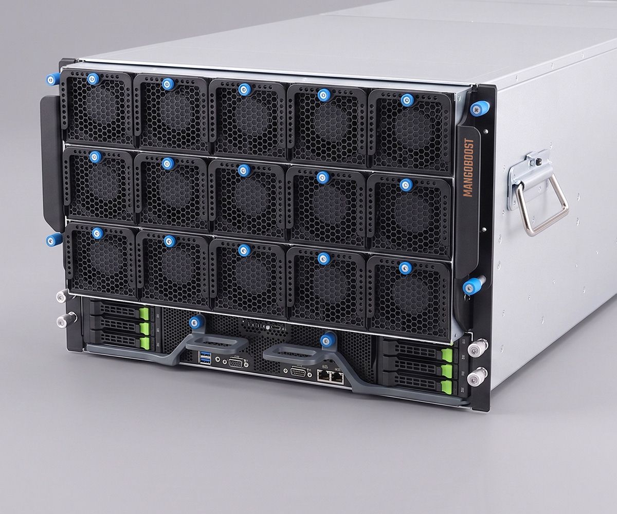 MangoBoost Alphonso rackmount AI server with front drive and fan bays