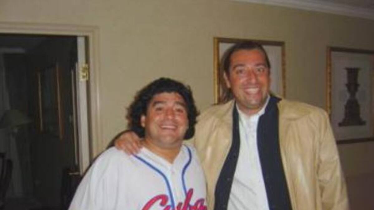 Diego Maradona, left, with Marco Monroy