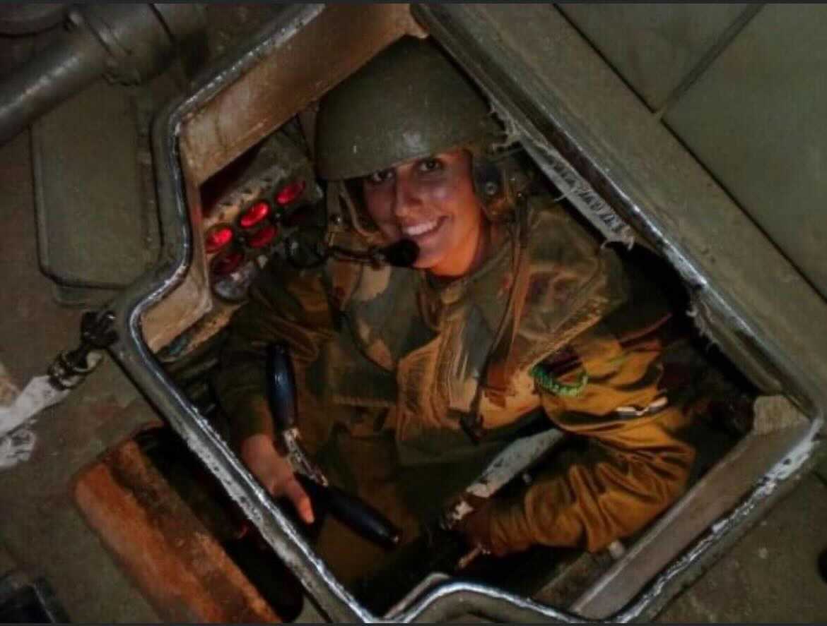 Maya Shaposhnik Cadena during her military service