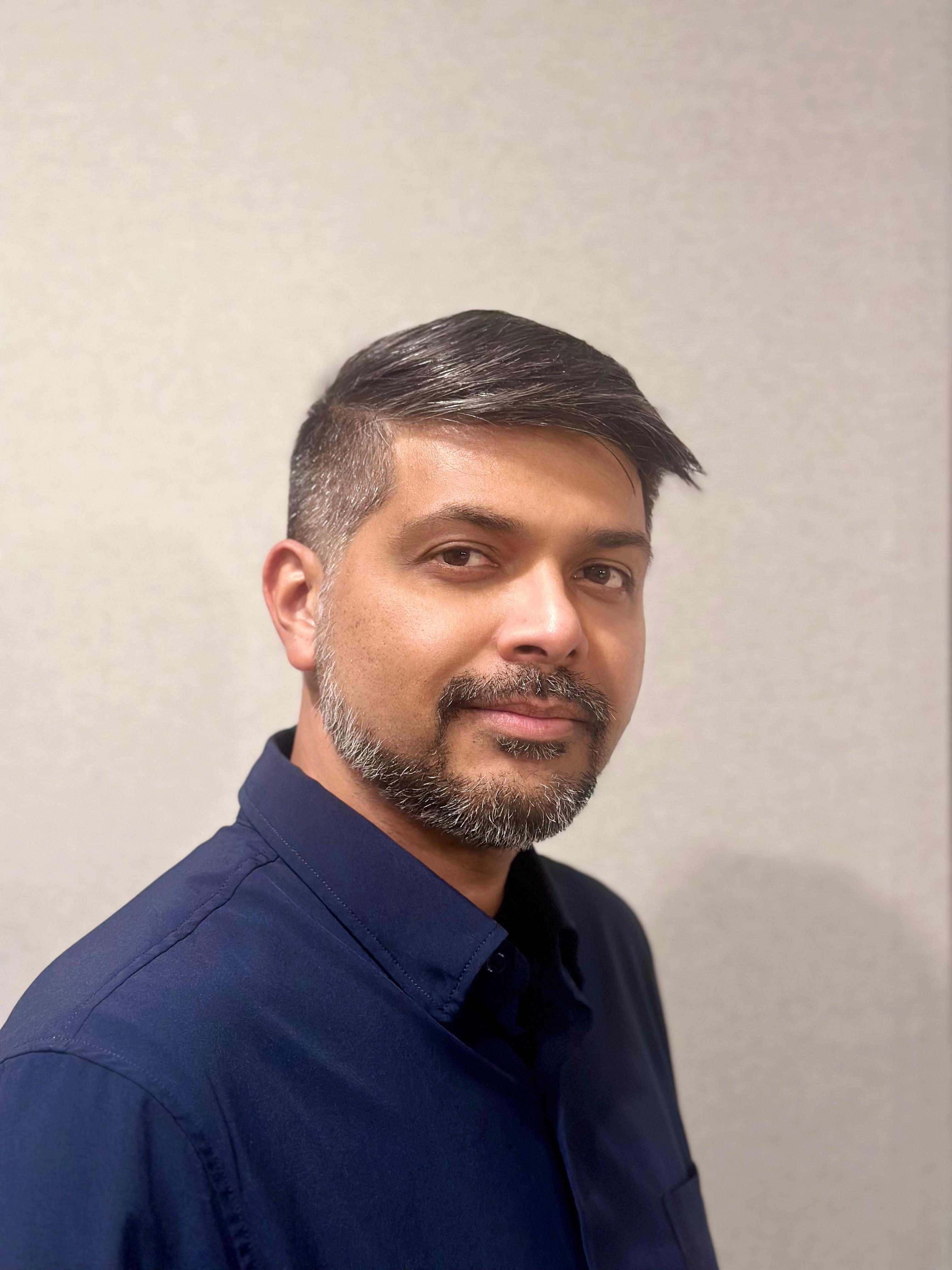 Dr. Maanas Samant, founder of Medsplain
