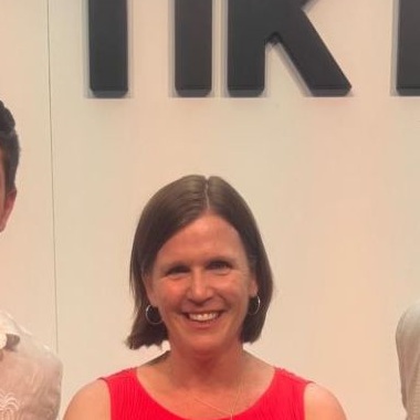 Michelle Feeney Makes a 209-Year-Old Bank Speak Internet
