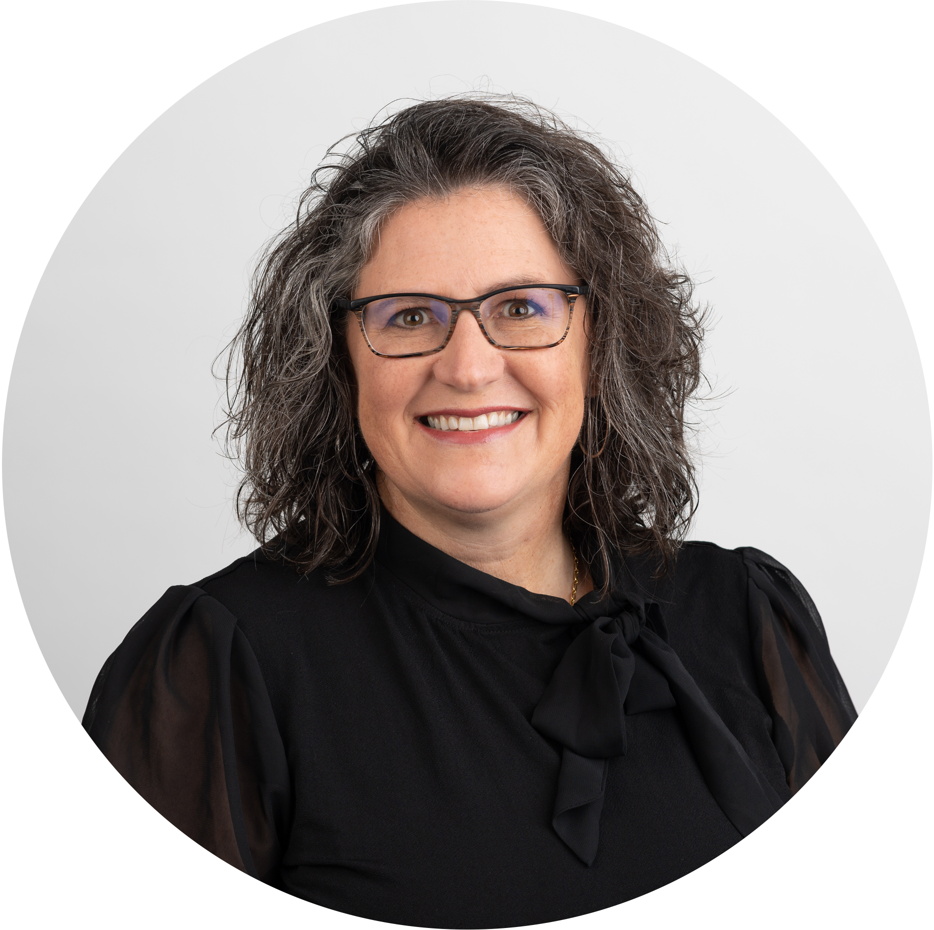 Mindy Russell Makes Complex Technology Easier to Buy