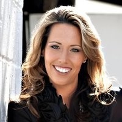 Monica Kozak Makes Global Marketing Personal, Fifteen Minutes at a Time