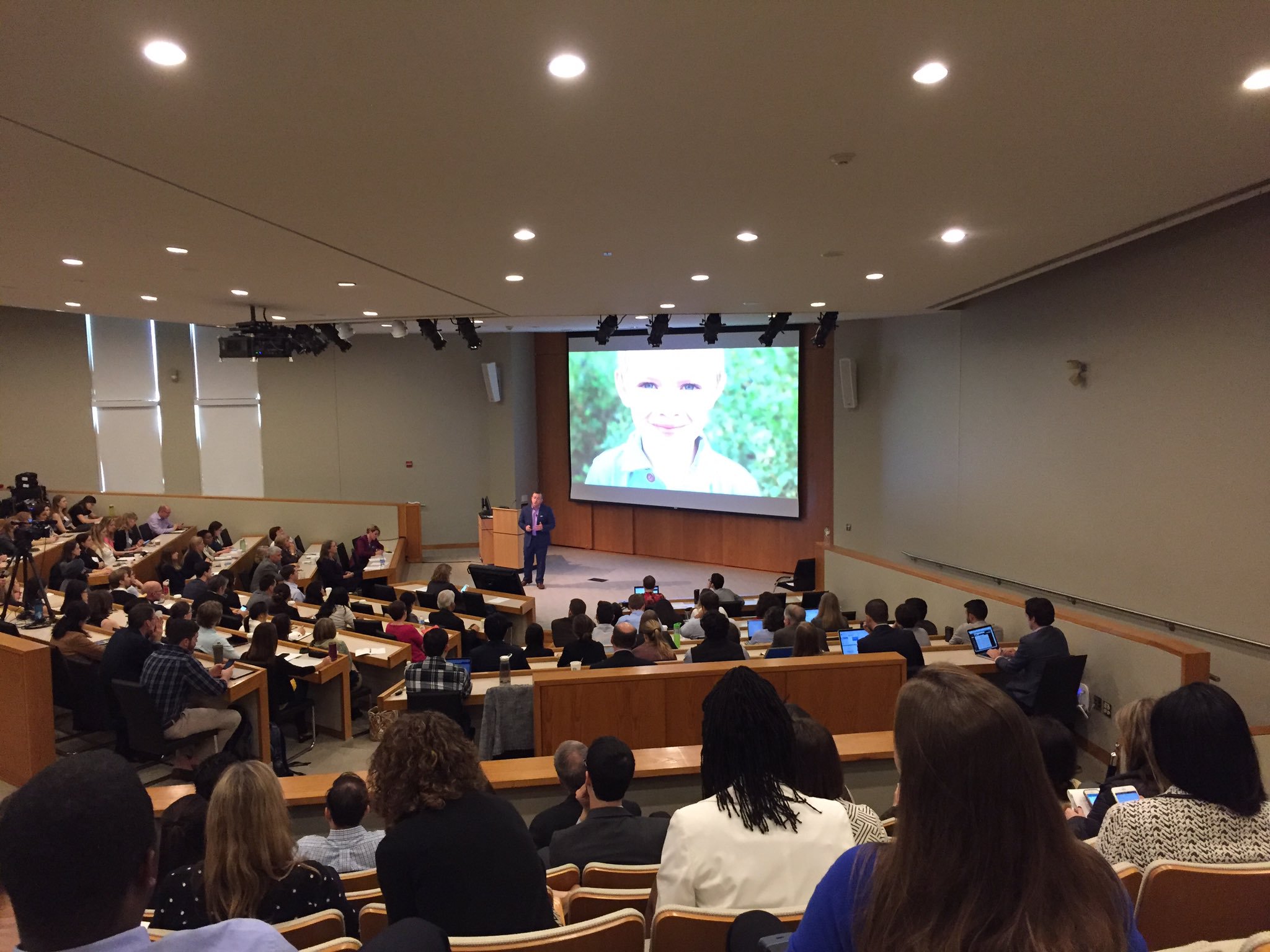 Monty Montoya speaking to an audience at Duke’s 2017 Sustainable Business and Social Impact Conference