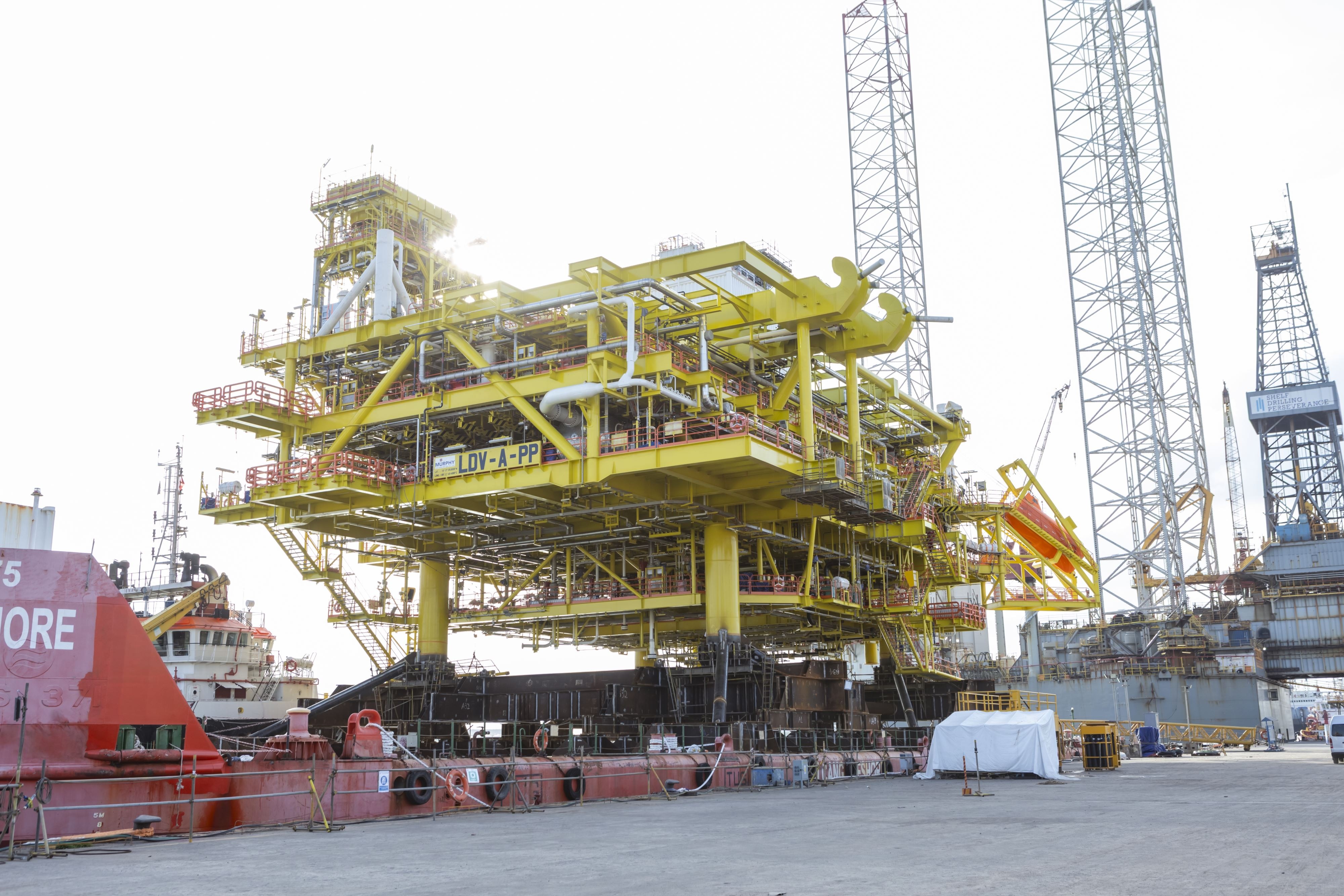 Yellow Lac Da Vang-A processing topside prepared for loadout at the construction yard