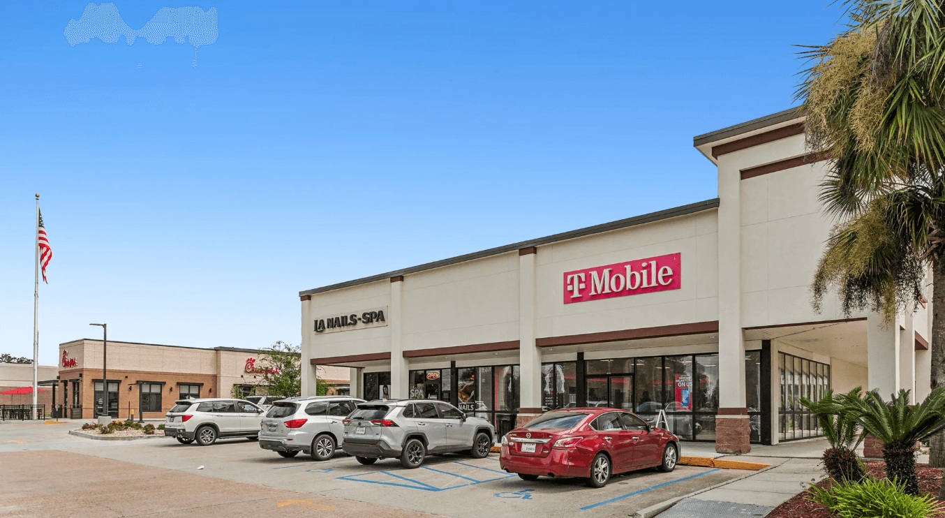 Redeveloped Algiers Plaza parcel with Chick-fil-A and renovated retail building