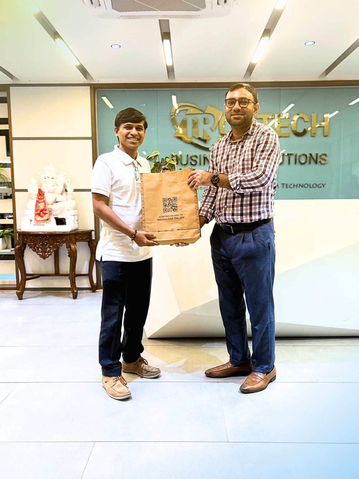 Niraj Jagwani, at right, during a meeting he shared about exploring collaboration with Kirloskar Oil Engines Limited
