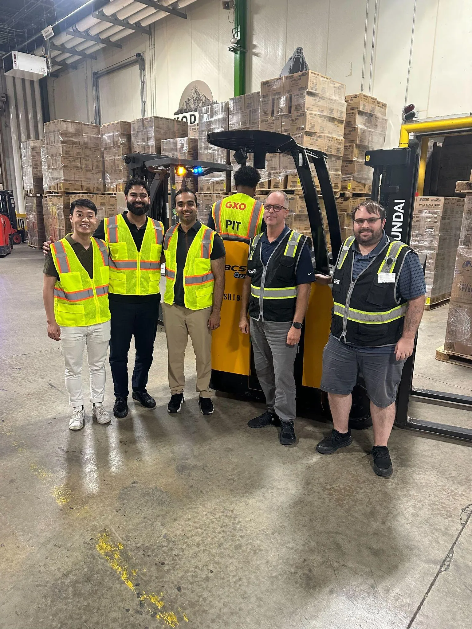 Pallet Agent PMs visiting a customer distribution center