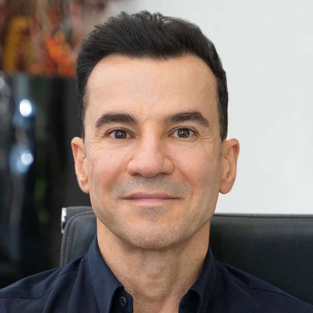 Portrait of Rami Cassis, founder and principal of Parabellum Investments