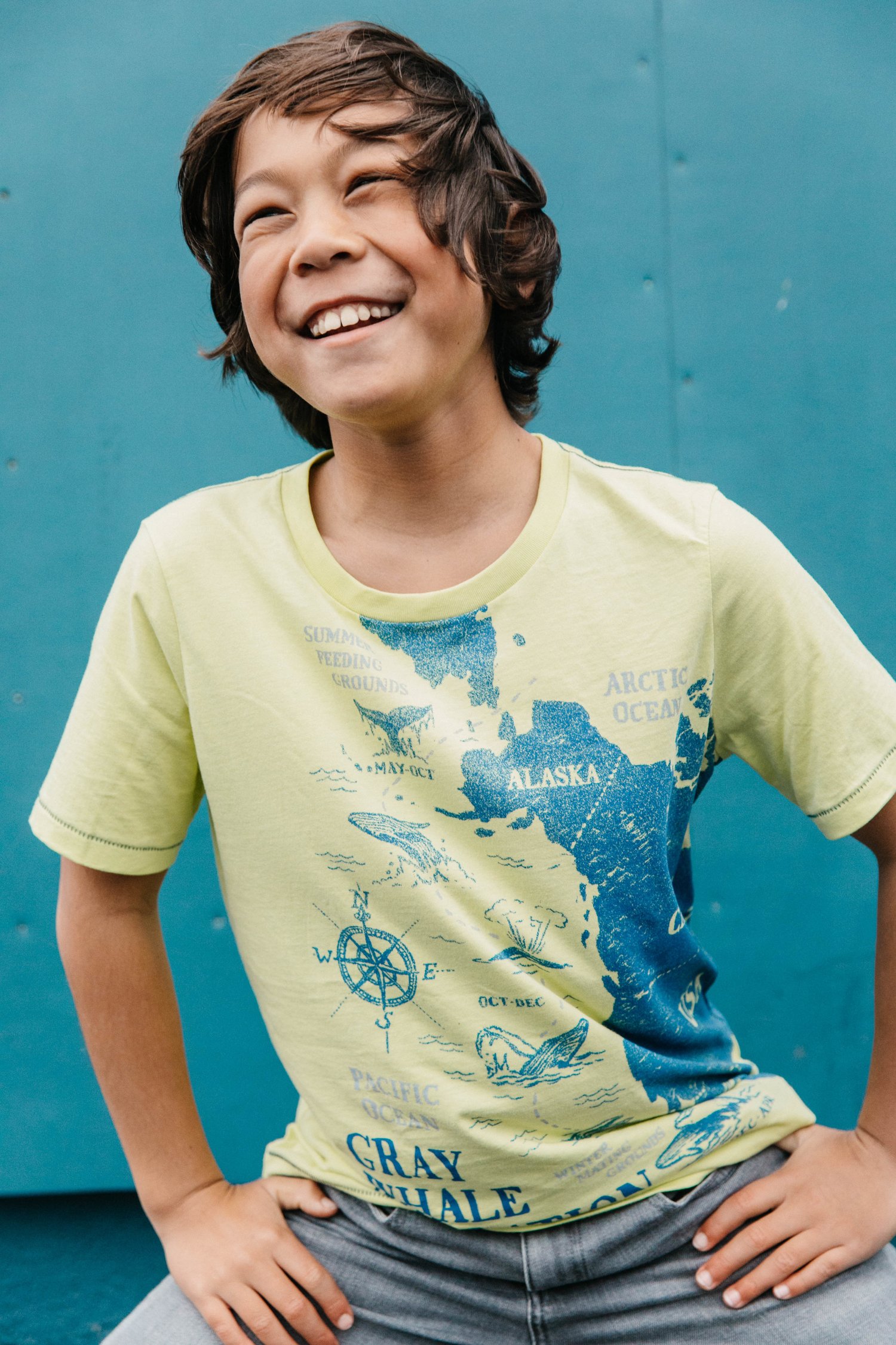 Child model wearing a graphic Peek Kids outfit