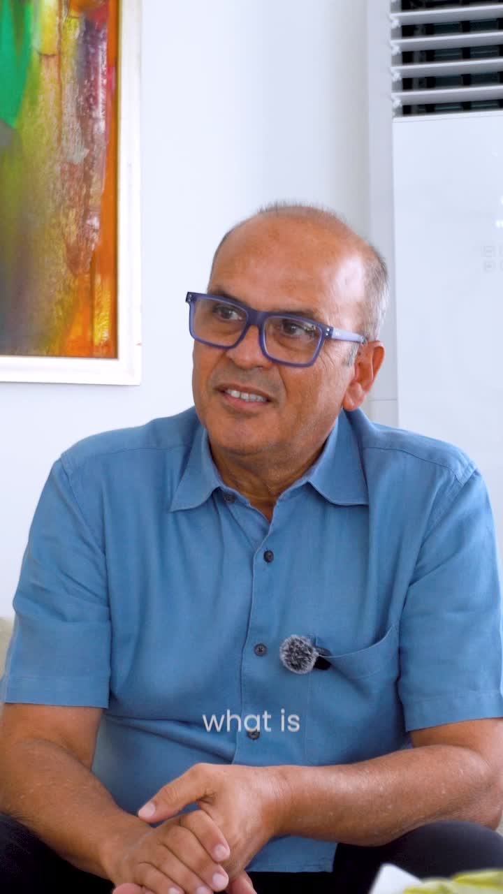 Qasim Habib seated during an EO Accelerator Karachi interview