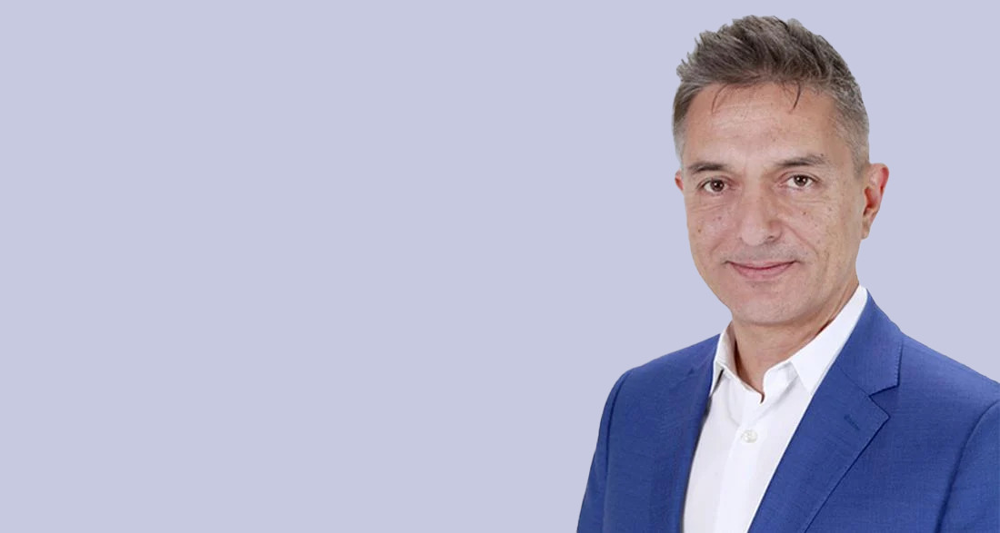 Rado Nikolov in a professional CAST portrait