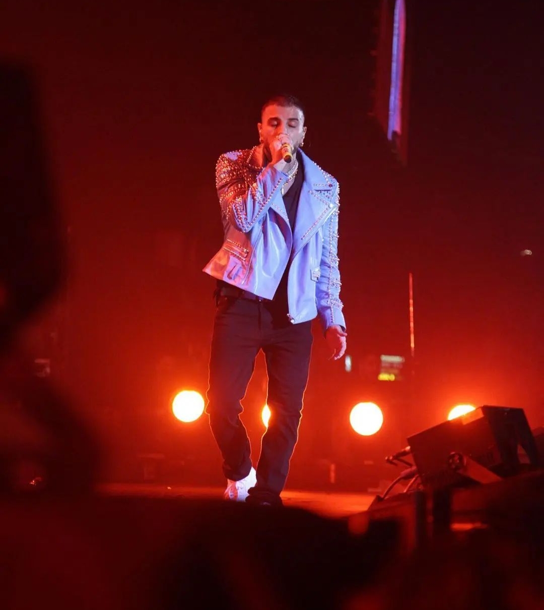 Rauw Alejandro performing onstage during the Vice Versa Tour in Buenos Aires in 2022