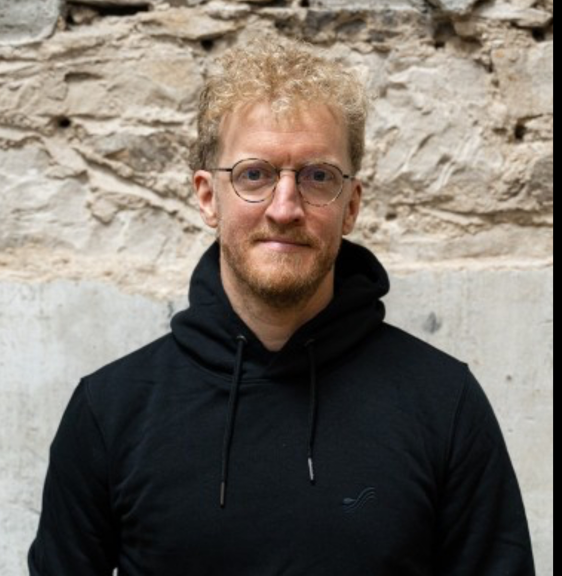 Ross McNairn, co-founder and CEO of Wordsmith AI