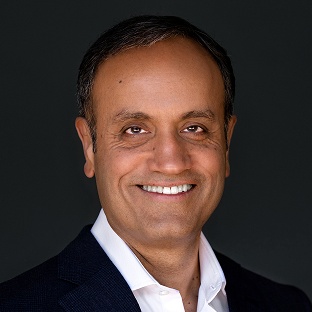 Portrait of Roundglass founder Gurpreet Sunny Singh