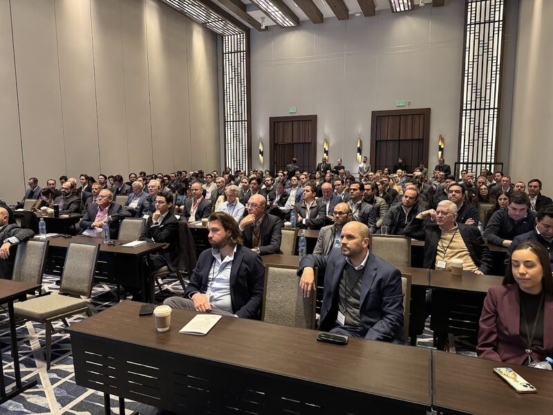 Attendees seated at tables during Carmo’s first Monterrey Private Markets meeting