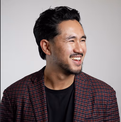 Russell Banzon Markets AI With a Dancer’s Timing and an Economist’s Eye