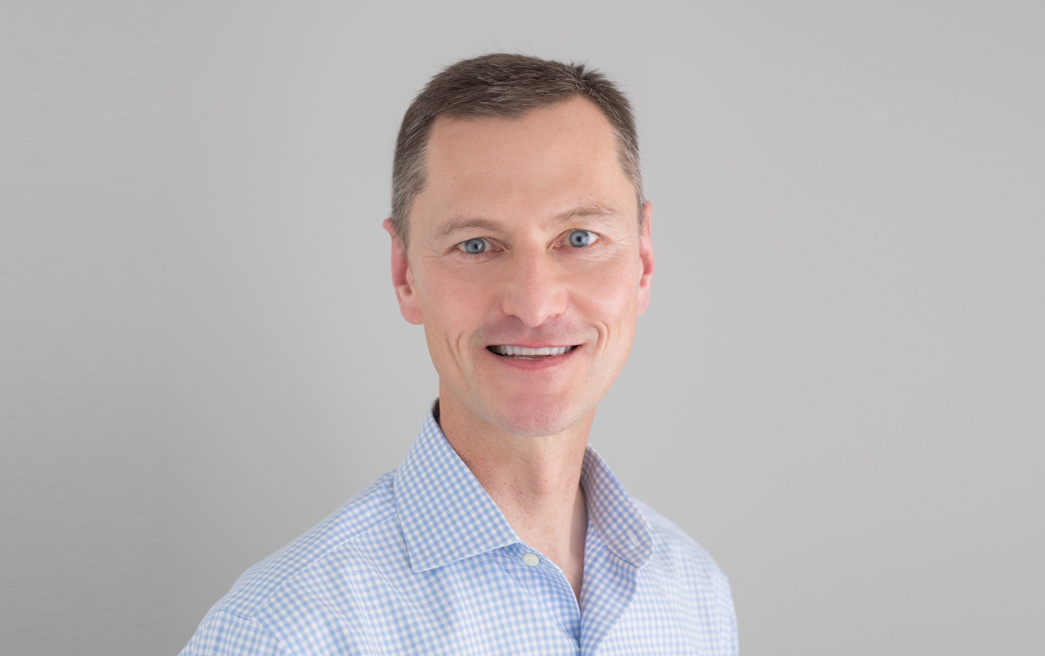 Portrait of Peter McWilliams, the Sanderling investor who also led Actimis as CEO