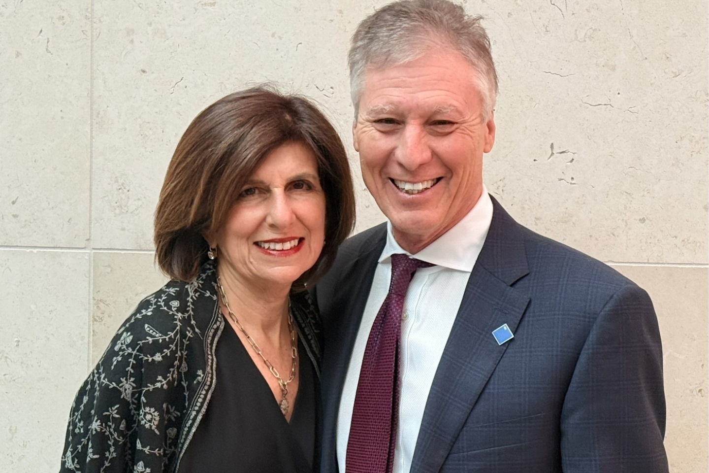 Laurene and Scott Sperling smiling together